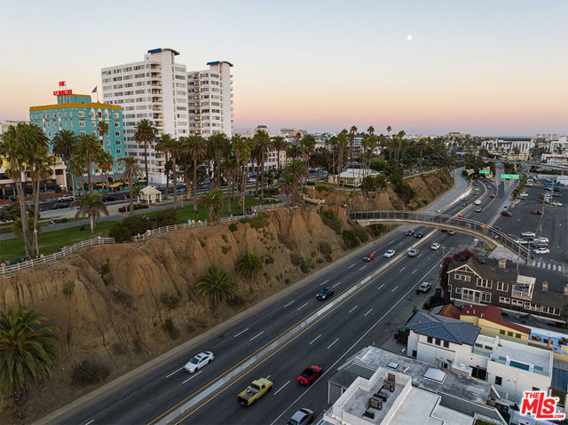 1431 Ocean Avenue, Santa Monica CA: https://media.crmls.org/mediaz/99f8c499-258e-4d31-aee1-1bbb52549474.jpg