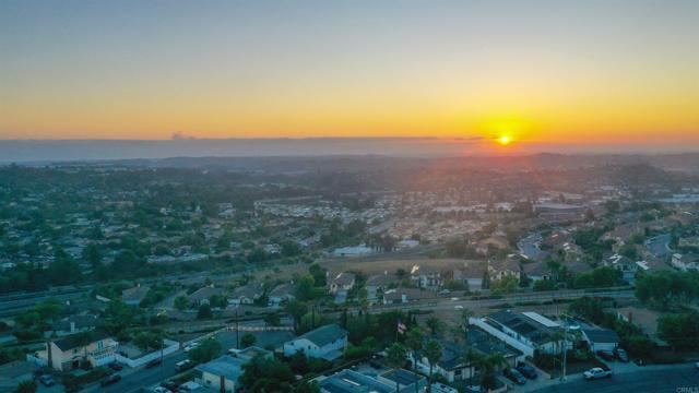 1682 Saddlehorn Drive, San Marcos CA: https://media.crmls.org/mediaz/99f8cbdb-478b-4076-b631-0495909fad16.jpg