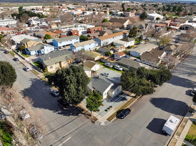 427 Ellis Street, King City CA: https://media.crmls.org/mediaz/99f969e9-f5a7-4be5-994c-2f01ba17c75f.jpg
