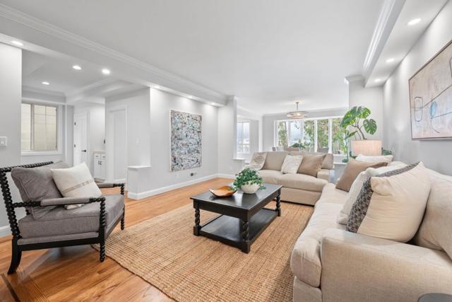 107 Knockash, San Francisco CA: https://media.crmls.org/mediaz/99fadffc-50a2-42ee-9e89-aed8ed0f0110.jpg