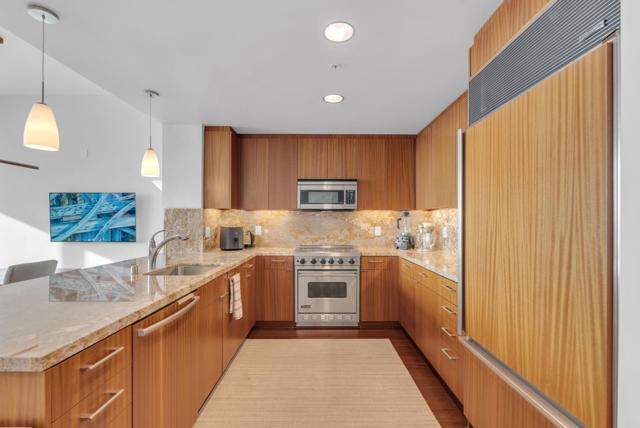 38 N Almaden Boulevard, San Jose CA: https://media.crmls.org/mediaz/99fb24bf-8e2b-490b-8829-ebce23b00986.jpg
