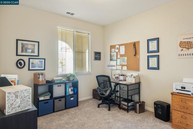 7100 Metcalf Way, Hughson CA: https://media.crmls.org/mediaz/99fc8a71-d2f1-429f-bea0-2fa85b223d77.jpg