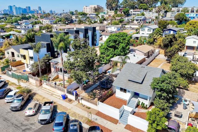 2680 L St, San Diego CA: https://media.crmls.org/mediaz/99fd6821-b8a5-430b-9a29-af059a6fc909.jpg