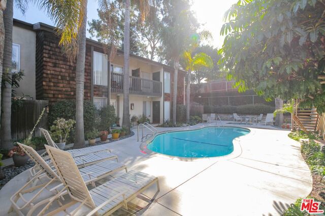 Community Pool & Spa