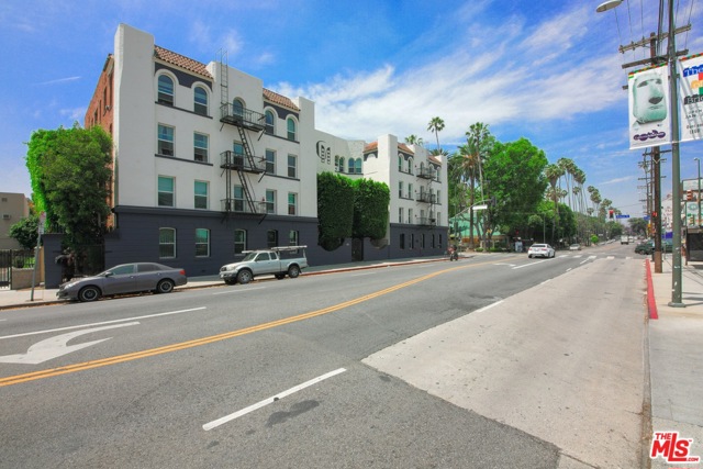 Image 3 for 5870 Franklin Ave, Los Angeles, CA 90028