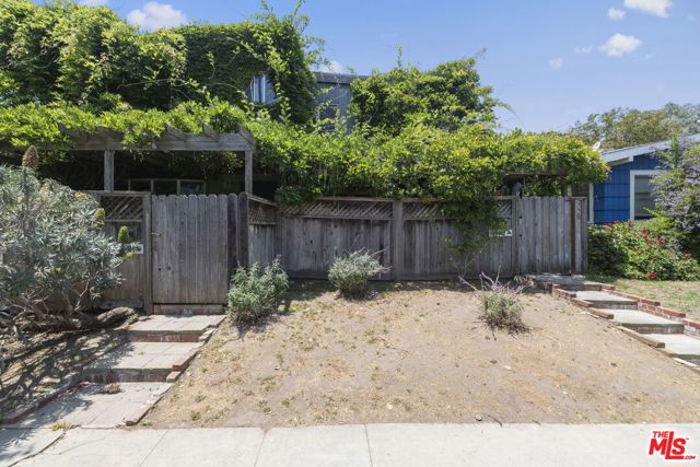 2520 5Th Street Santa Monica, California Prime lot for development in the heart of trendy Ocean Park. This is the westside's most sought after walking neighborhood. Presently used as side by side duplex built in the 60's. Both 3 bedroom and 1.75 bath each. The building sits very close to the street so there is an enormous back yard with alley access off the fourth street up ramp from Ocean Park Blvd. So many options here : Rehab and owner occupy and rent the other out. Build a 3rd unit at the back of the property. Scrape and build 3 new units. This one is all about the lot size and the location. Property will be delivered vacant at close of escrow. Amazing opportunity.