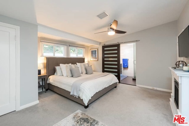 3525 LAURELVALE Drive