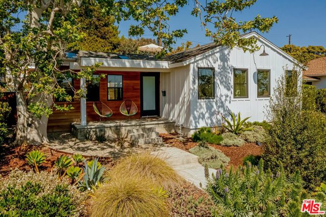 3318 Beethoven St, Los Angeles, CA 90066