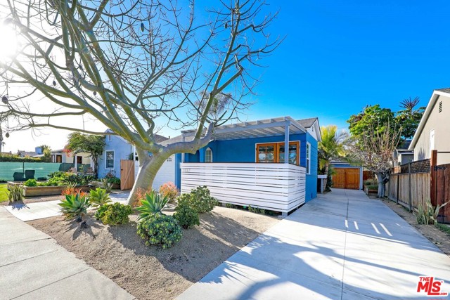 1137 Van Buren Avenue Venice, California Beautifully remodeled 1938 classic bungalow style Venice Duplex delivered 100% vacant in the heart of Silicone Beach! Premium location. Many great usage options for this pride of ownership duplex: Live in one unit & rent the other, combine both units for traditional beach home or investors may choose to convert to TIC or rent both units then build SFR with guest house (LAR2 lot). Absolutely gorgeous property as is that expands with your imagination. Both units meticulously remodeled, modernized & maintained with front unit being reconfigured and remodeled as of 1/19. Nothing has been left undone in this pride of ownership home wrapped in serene and private outdoor decks with front yard & private back yard maximizing the indoor-outdoor flow. Back owner's unit offers original hardwood floors, remodeled bathroom & office/den (converted garage). Both units have own washer & dryer. Ample parking as front unit has 1 car garage with private driveway & back unit has separate driveway offering privacy along with expansive tandem parking for 2+ cars. Turnkey, ready to move-in or lease at closing. Enjoy the world-renowned Venice Beach lifestyle this summer! Just a short walk or bike ride to Abbot Kinney, restaurants, shops, entertainment & Venice beach boardwalk. This duplex offers the urban beach lifestyle you have always dreamt of...