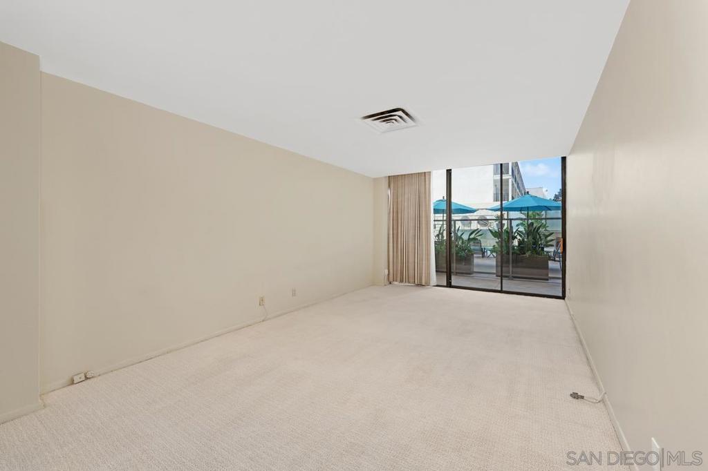 939 Coast Blvd - photo 15