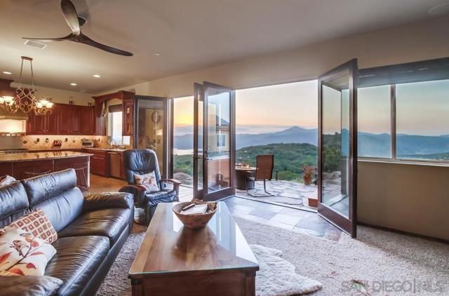 13037 Yerba Valley Way, Lakeside CA: https://media.crmls.org/mediaz/9a00e1aa-da89-4b9c-94c4-cfea055007b8.jpg