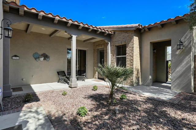 Image 26 of 38 For 81961 Contento Street