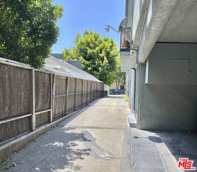 1316 North Fairfax Avenue photo 6