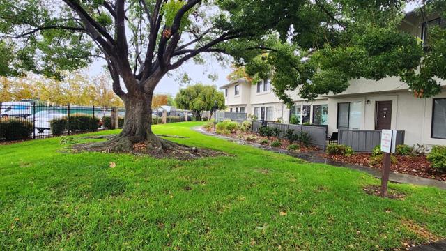 171 Kenbrook Circle, San Jose CA: https://media.crmls.org/mediaz/9a02df50-f95f-41d5-897d-aac6eb3603cd.jpg