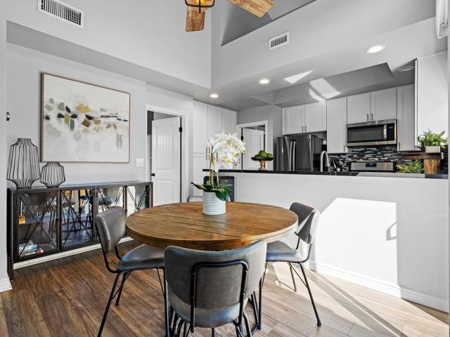 Detail Gallery Image 8 of 31 For 1007 Howard Ave #47,  Escondido,  CA 92029 - 2 Beds | 2 Baths