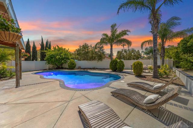 32246 Cour Meyney, Temecula CA: https://media.crmls.org/mediaz/9a08ddbe-85ec-49f7-8d3f-9bbd358bd824.jpg