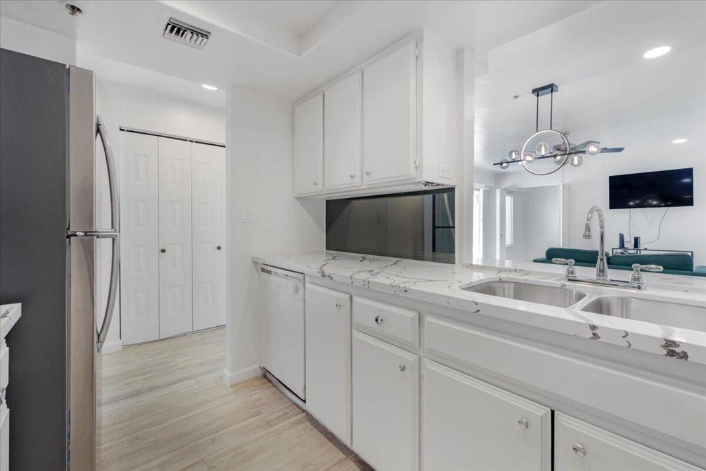 MLS #219135733DA image #14