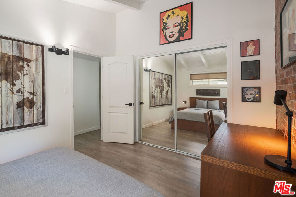 MLS #25576357 image #21