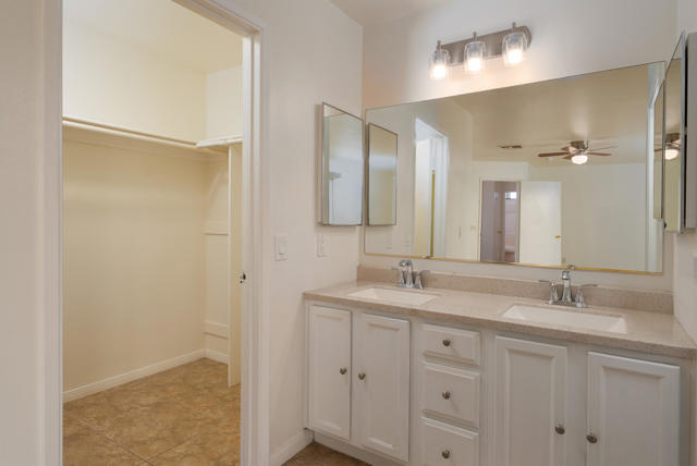 53215 Avenida Alvarado, La Quinta CA: https://media.crmls.org/mediaz/9a0b883e-3e4e-441f-a27a-93a3ede439fd.jpg