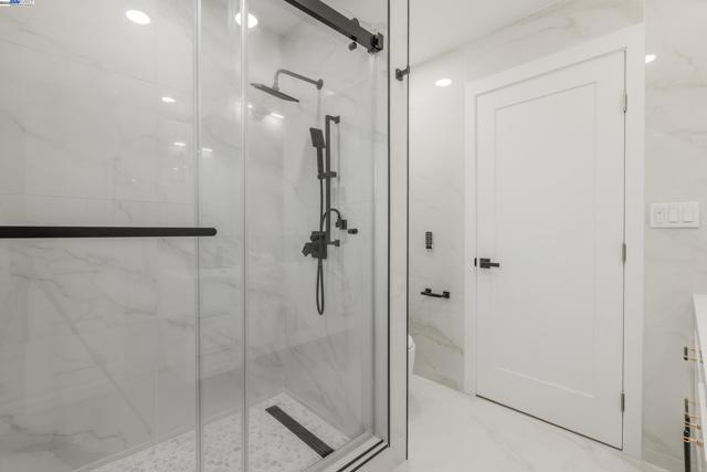 1568 Fallen Leaf Dr, Milpitas CA: https://media.crmls.org/mediaz/9a0bf232-0e60-4ffa-bf05-cd15730be36f.jpg