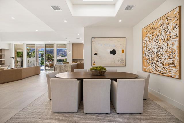 9 Regency Drive, Rancho Mirage CA: https://media.crmls.org/mediaz/9a0c9918-e478-4776-9751-4923f33fc965.jpg