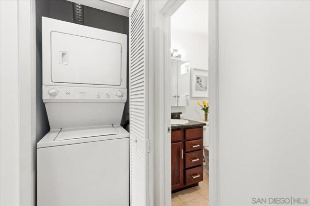 5055 Collwood Blvd, San Diego CA: https://media.crmls.org/mediaz/9a0e4f74-3713-4fdd-98cc-1252767f96b4.jpg