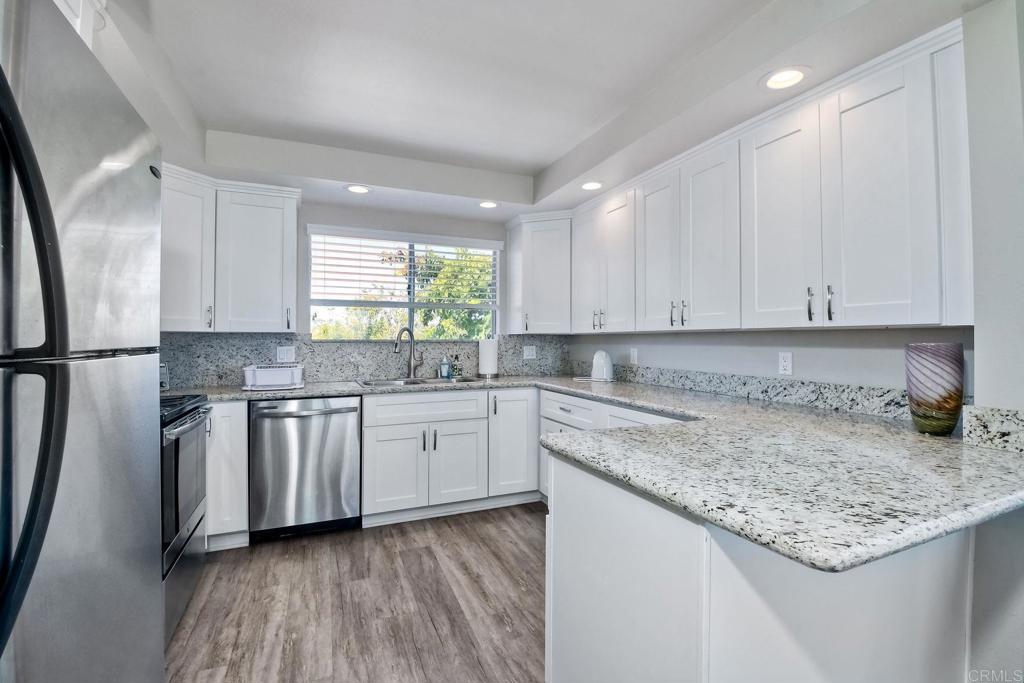6677 Paseo Del Norte #B