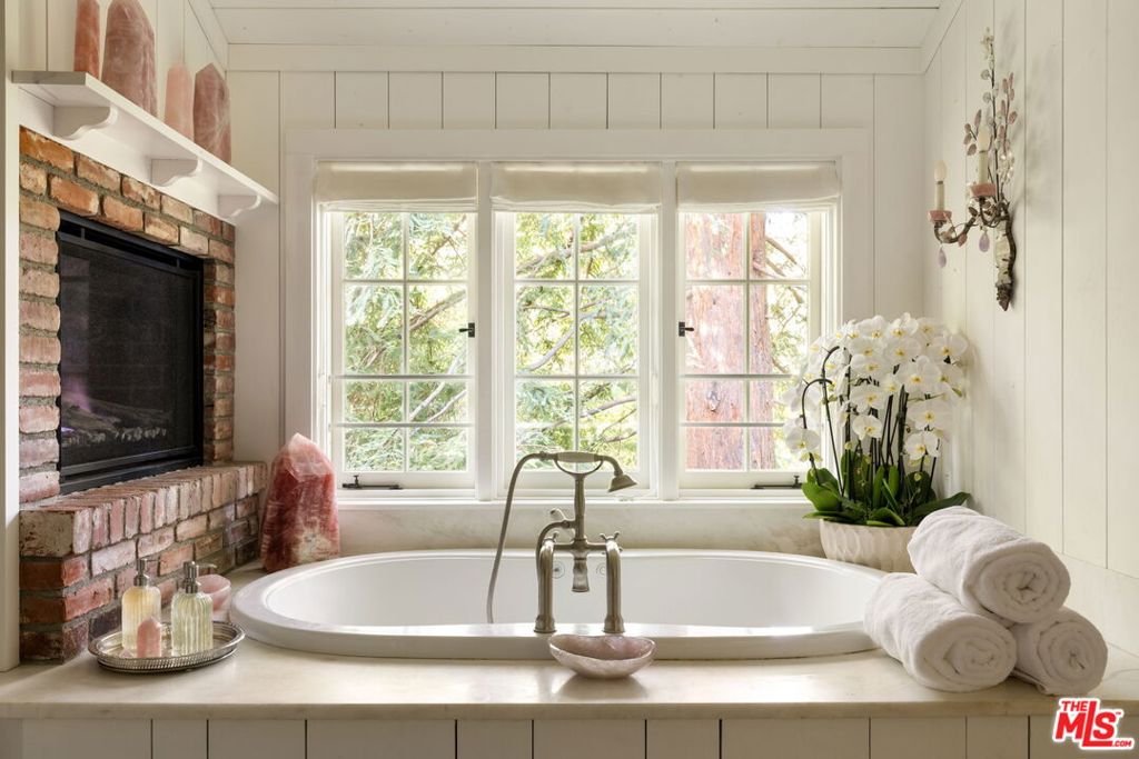 MLS #26830845 image #21