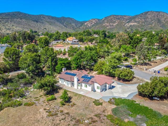 Detail Gallery Image 4 of 32 For 3602 Hidden Ridge Rd, Jamul,  CA 91935 - 4 Beds | 3 Baths