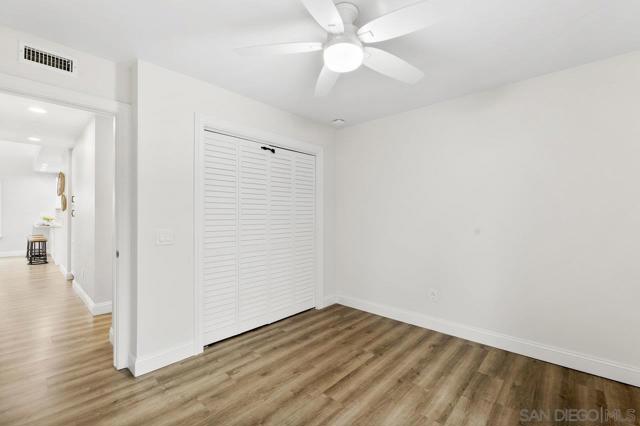 8924 La Cintura Ct, San Diego CA: https://media.crmls.org/mediaz/9a106567-32ac-4e8b-8b28-87188e400b47.jpg