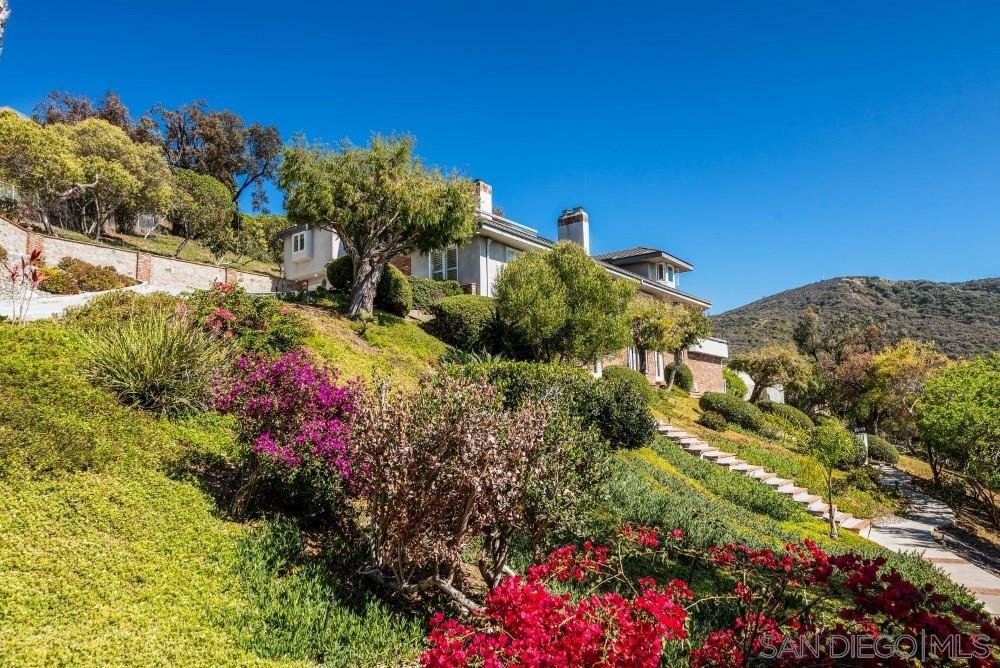 MLS #250041156SD image #15