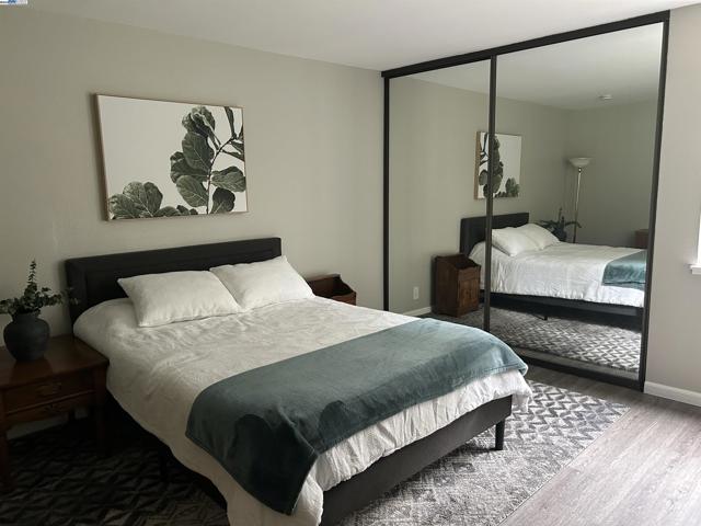 21117 Gary Dr, Hayward CA: https://media.crmls.org/mediaz/9a122a5f-aa9b-40ed-a0c4-c2d33ac3abd4.jpg