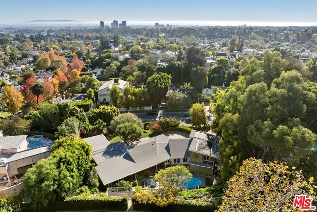 Drew Fenton | 11215 W Sunset Boulevard Los Angeles CA | MLS: 7520415 Drew Fenton | 11215 W Sunset Boulevard Los Angeles CA | MLS: 7520415