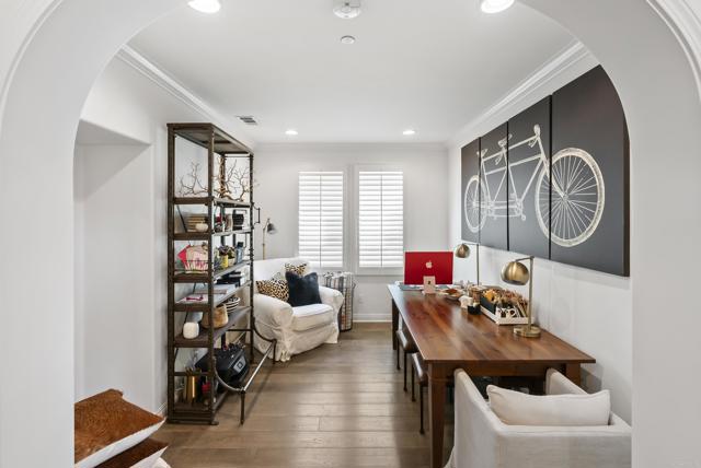 3619 N Fork Ave, Carlsbad CA: https://media.crmls.org/mediaz/9a138610-e9a4-4cec-aab8-f863a8d3cb56.jpg