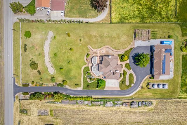 2340 Tennant Avenue, Morgan Hill CA: https://media.crmls.org/mediaz/9a143b2e-9a1e-4c89-b53a-c90ba5db38f6.jpg