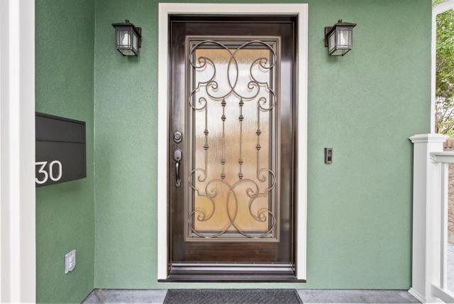 30 16th Avenue, San Mateo CA: https://media.crmls.org/mediaz/9a146d0e-edbe-4787-b02b-9143e19fbef3.jpg