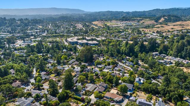 221 Sunset Terrace, Scotts Valley CA: https://media.crmls.org/mediaz/9a148af1-6ec9-4a33-9130-d1a588e8629f.jpg