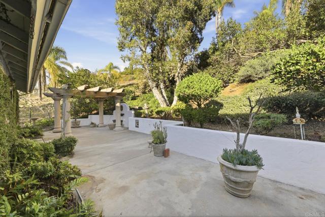 Detail Gallery Image 18 of 29 For 2920 Lakemont Dr, Fallbrook,  CA 92028 - 3 Beds | 2 Baths