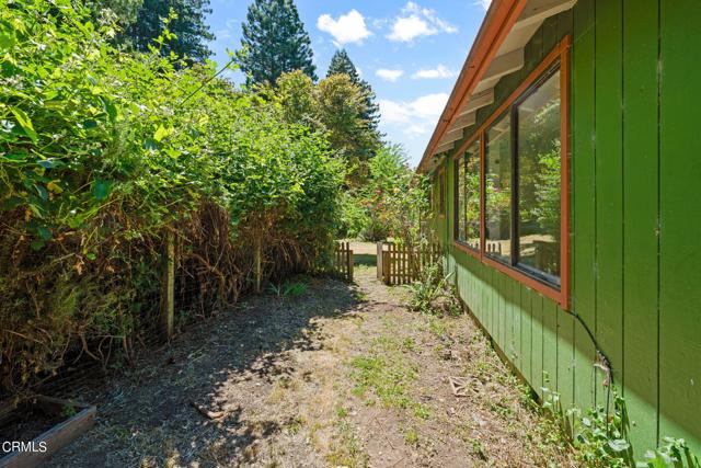 18751 Appian Way, Navarro CA: https://media.crmls.org/mediaz/9a158e55-1bde-41a4-af88-a8c8b744a925.jpg