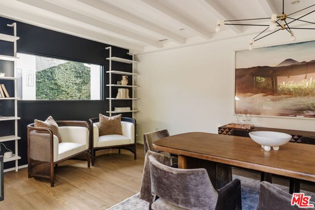 4128 Baywood Street, Los Angeles CA: https://media.crmls.org/mediaz/9a173561-1649-4563-bbd6-66aeeca8475f.jpg