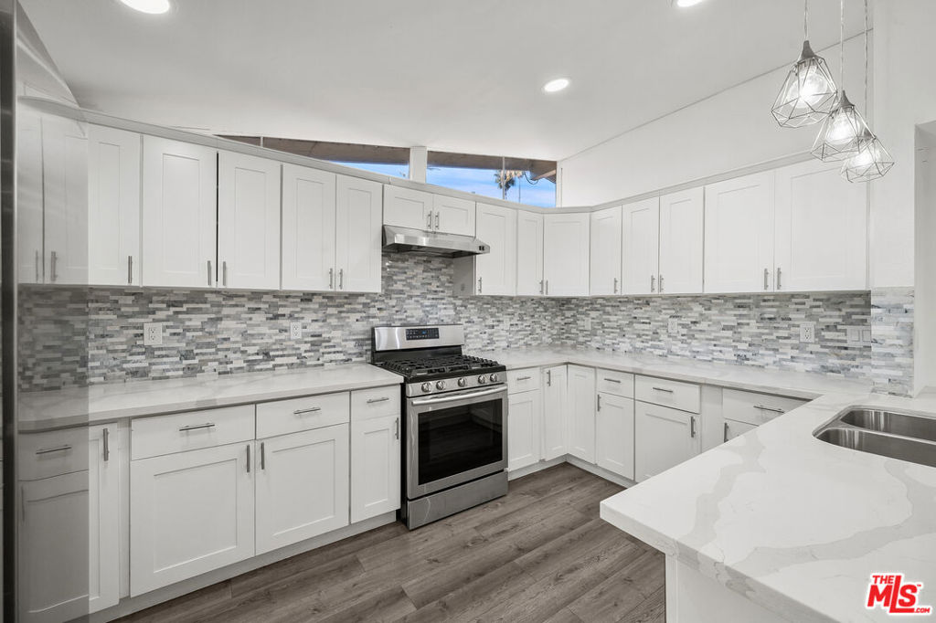 9A184728 8047 41B0 Ab35 855F5770F855 8153 Tunney Avenue, Reseda, Ca 91335 &Lt;Span Style='BackgroundColor:transparent;Padding:0Px;'&Gt; &Lt;Small&Gt; &Lt;I&Gt; &Lt;/I&Gt; &Lt;/Small&Gt;&Lt;/Span&Gt;