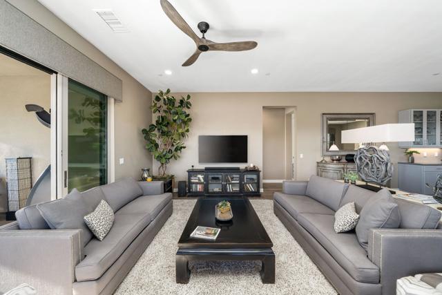 603 Retreat Circle, Palm Desert CA: https://media.crmls.org/mediaz/9a184d1a-1e96-458e-b75c-a81e283f19e6.jpg