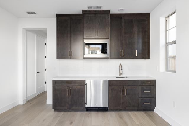 7379 Ailes Court, Gilroy CA: https://media.crmls.org/mediaz/9a186cd4-9e00-47a9-aea3-9af23999a5aa.jpg