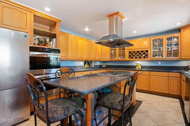 Detail Gallery Image 11 of 29 For 6555 Camino Venturoso, Goleta,  CA 93117 - 5 Beds | 3 Baths