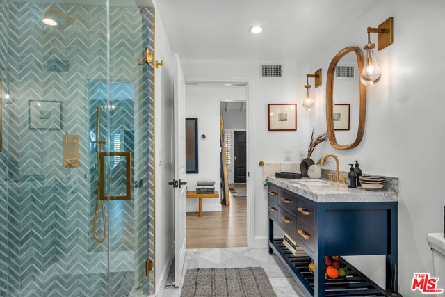 751 Westholme Avenue, Los Angeles CA: https://media.crmls.org/mediaz/9a19a07d-cdea-4518-ba98-385f70e19f46.jpg