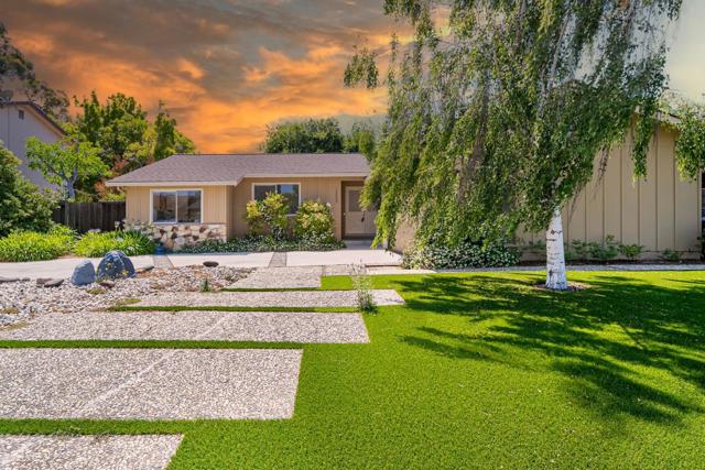 12099 Natoma Court, Saratoga CA: https://media.crmls.org/mediaz/9a19a7ac-7ec2-4318-b3b4-968dabfc6917.jpg