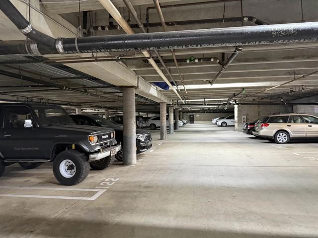 620 State St, San Diego CA: https://media.crmls.org/mediaz/9a19caa2-e192-4358-bad4-178fda573000.jpg