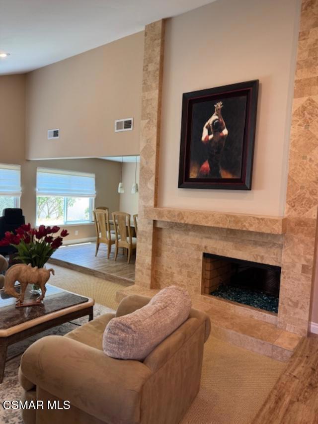 3294 Sierra Drive, Westlake Village CA: https://media.crmls.org/mediaz/9a1bc914-76f6-41db-8355-2590cb1f5d3f.jpg