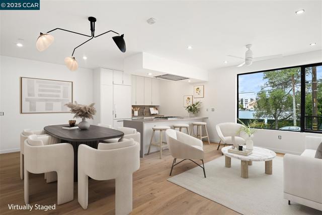 58 Vernon St, Oakland CA: https://media.crmls.org/mediaz/9a1bd8cc-5236-4972-8868-5e6c56650e60.jpg