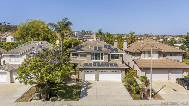 7878 Pipit Pl, San Diego CA: https://media.crmls.org/mediaz/9a1c9fcc-ba9c-4a12-a111-dd99ab2c161a.jpg